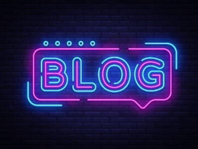 the word Blog written in neon 